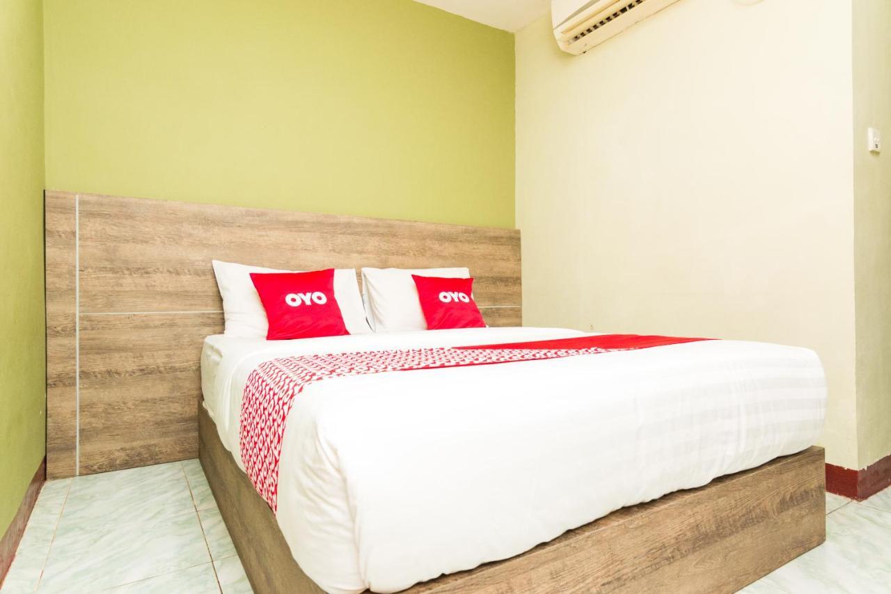 Vaccinated Staff - Oyo 1703 Terang Bintang Hotel Batam Екстериор снимка